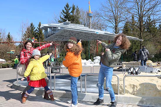 Highlight des neuen Bereiches im Miniland ist der knapp zwei Meter lange Sternenzerstörer „Finalizer“.  (©Foto:Martin Schmitz)